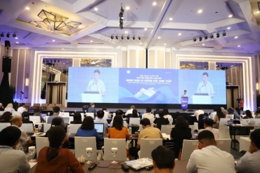 Thách thức dân số khi người trẻ kết hôn muộn và người càng giàu càng sinh ít con